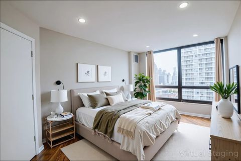 Tiny photo for 2020 N Lincoln Park West Park #18J, Chicago, IL 60614 (MLS # 12459205)