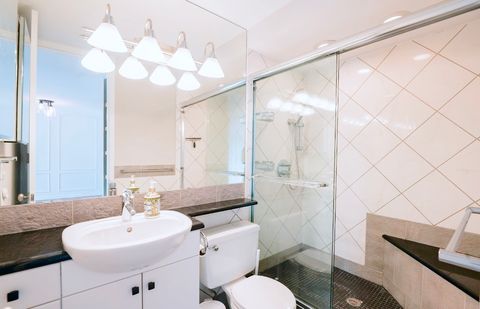 Tiny photo for 2020 N Lincoln Park West Park #18J, Chicago, IL 60614 (MLS # 12459205)
