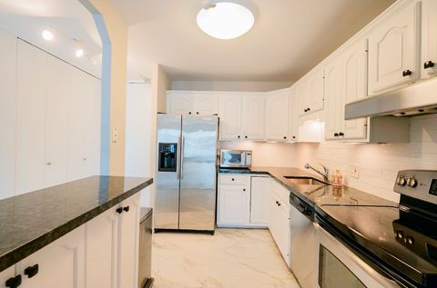 Tiny photo for 2020 N Lincoln Park West Park #18J, Chicago, IL 60614 (MLS # 12459205)