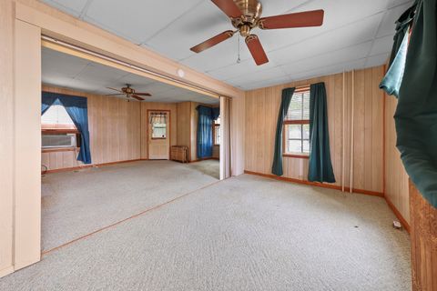 Tiny photo for 165 W Lincoln Street, Seneca, IL 61360 (MLS # 12425957)