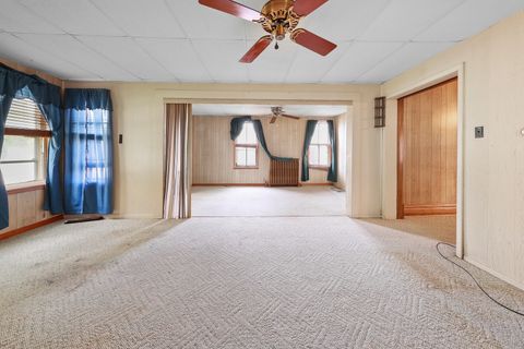 Tiny photo for 165 W Lincoln Street, Seneca, IL 61360 (MLS # 12425957)