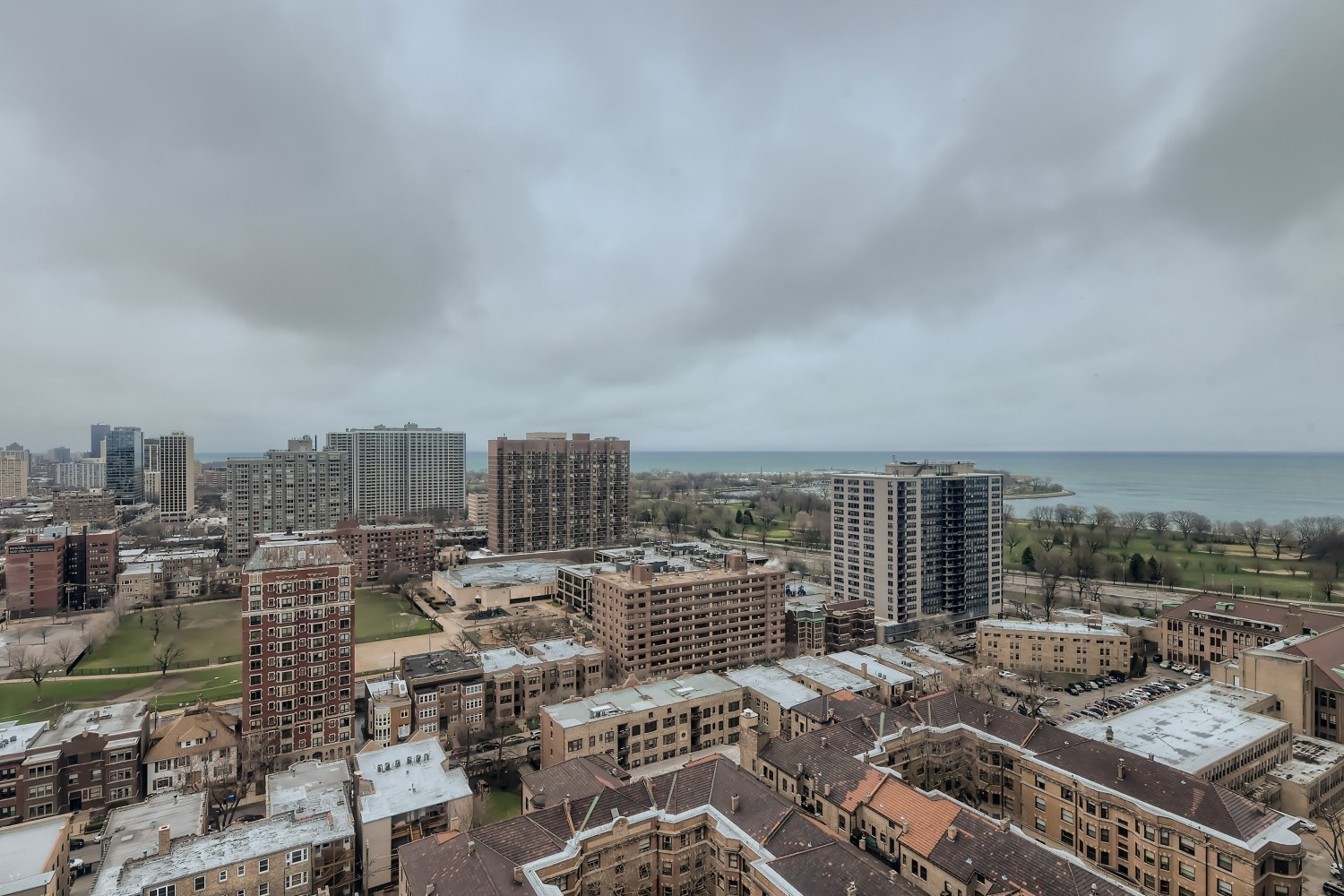 3930 N Pine Grove Avenue 2505