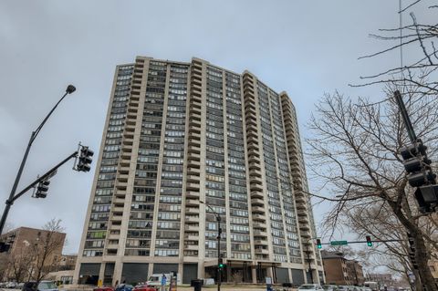 3930 N Pine Grove Avenue 2505 Chicago IL 60613
