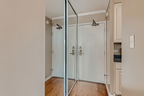 Tiny photo for 3930 N Pine Grove Avenue #2505, Chicago, IL 60613 (MLS # 12611383)