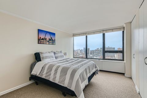Tiny photo for 3930 N Pine Grove Avenue #2505, Chicago, IL 60613 (MLS # 12611383)