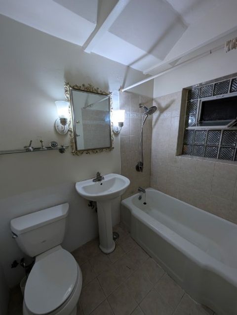 Tiny photo for 1960 W Hood Avenue #4D, Chicago, IL 60660 (MLS # 12570492)