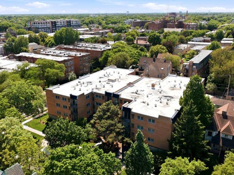 Tiny photo for 333 S EAST Avenue #306, Oak Park, IL 60302 (MLS # 12662778)