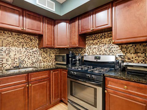 Tiny photo for 333 S EAST Avenue #306, Oak Park, IL 60302 (MLS # 12662778)