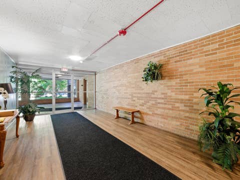 Tiny photo for 333 S EAST Avenue #306, Oak Park, IL 60302 (MLS # 12662778)