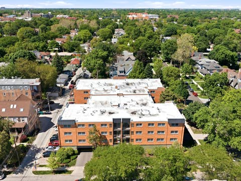 Tiny photo for 333 S EAST Avenue #306, Oak Park, IL 60302 (MLS # 12662778)