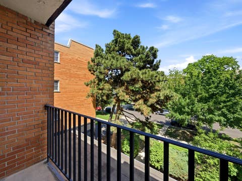 Tiny photo for 333 S EAST Avenue #306, Oak Park, IL 60302 (MLS # 12662778)