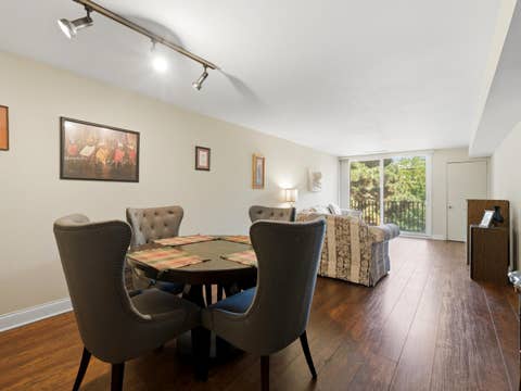 Tiny photo for 333 S EAST Avenue #306, Oak Park, IL 60302 (MLS # 12662778)