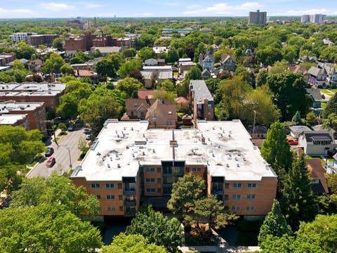 Tiny photo for 333 S EAST Avenue #306, Oak Park, IL 60302 (MLS # 12662778)