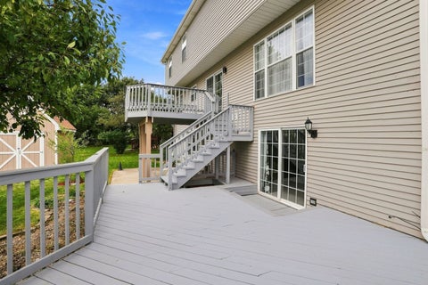 Tiny photo for 66 White Oak Drive, North Aurora, IL 60542 (MLS # 12601072)