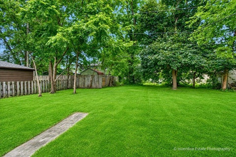 Tiny photo for 426 Suwanee Street, Park Forest, IL 60466 (MLS # 12743129)