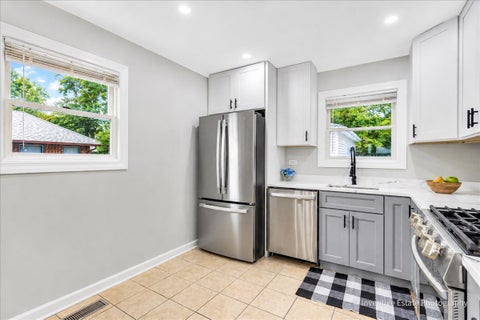 Tiny photo for 426 Suwanee Street, Park Forest, IL 60466 (MLS # 12743129)