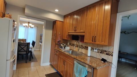 Tiny photo for 223 Willow Lane, Bloomingdale, IL 60108 (MLS # 12642597)