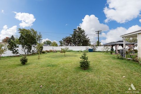 Tiny photo for 3115 Maple Street, Franklin Park, IL 60131 (MLS # 12496895)