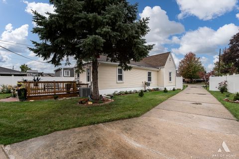 Tiny photo for 3115 Maple Street, Franklin Park, IL 60131 (MLS # 12496895)