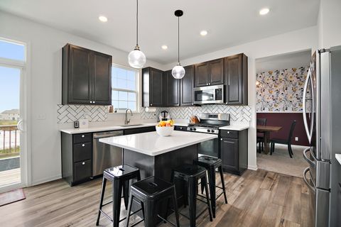 Tiny photo for 2469 Fairfield Avenue, Yorkville, IL 60560 (MLS # 12466836)