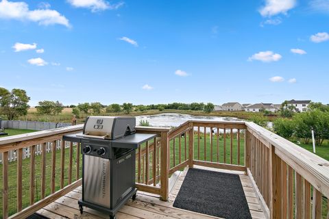 Tiny photo for 2469 Fairfield Avenue, Yorkville, IL 60560 (MLS # 12466836)