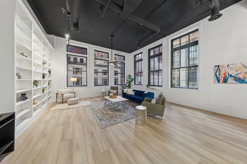 Tiny photo for 120 S State Street #4, Chicago, IL 60603 (MLS # 12512277)