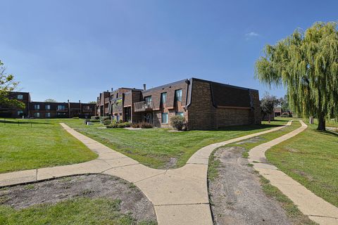 Tiny photo for 631 Derry Court #3C, Schaumburg, IL 60193 (MLS # 12474390)