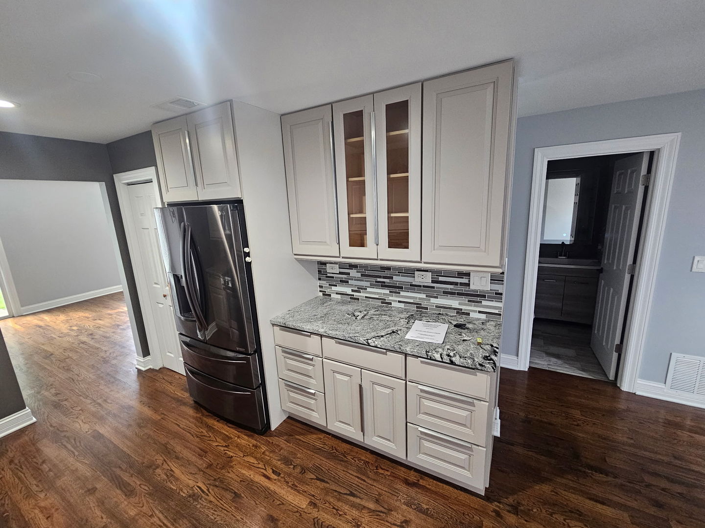 1414 HAMPSHIRE Court 0 - Photo 4