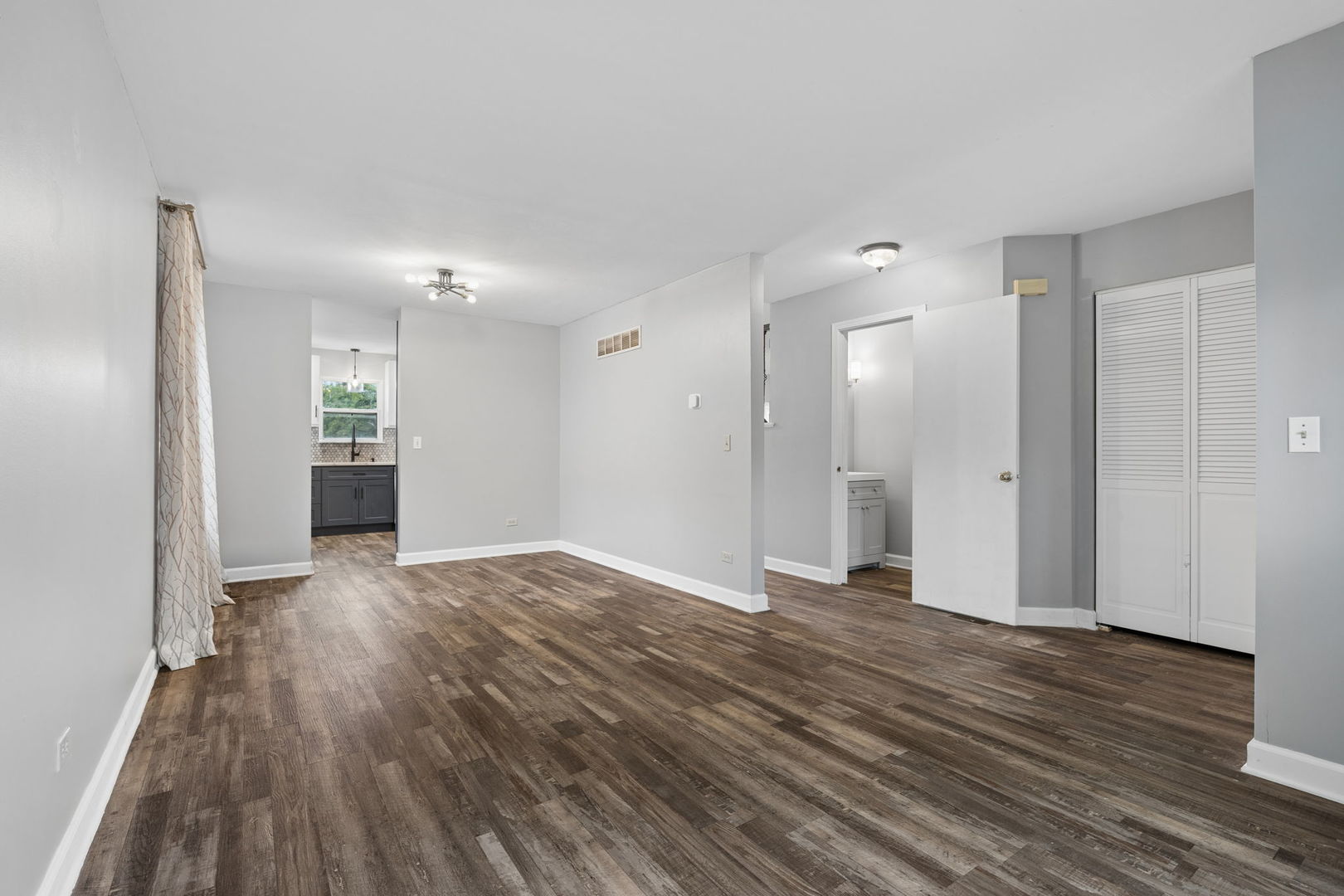 83 CANTERBURY Trail