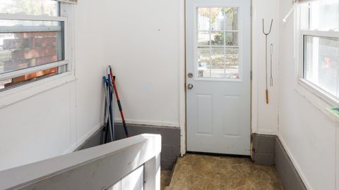 Tiny photo for 802 S Madison Street, Bloomington, IL 61701 (MLS # 12592350)