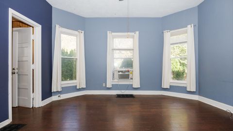 Tiny photo for 802 S Madison Street, Bloomington, IL 61701 (MLS # 12592350)