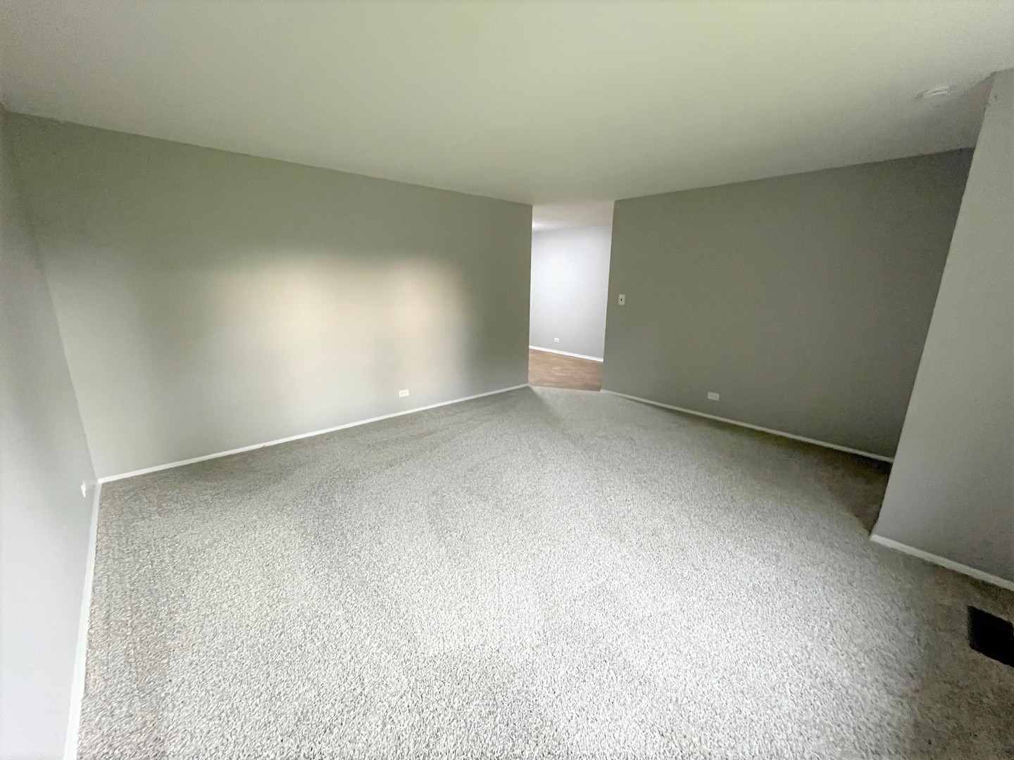552 Cochise Place