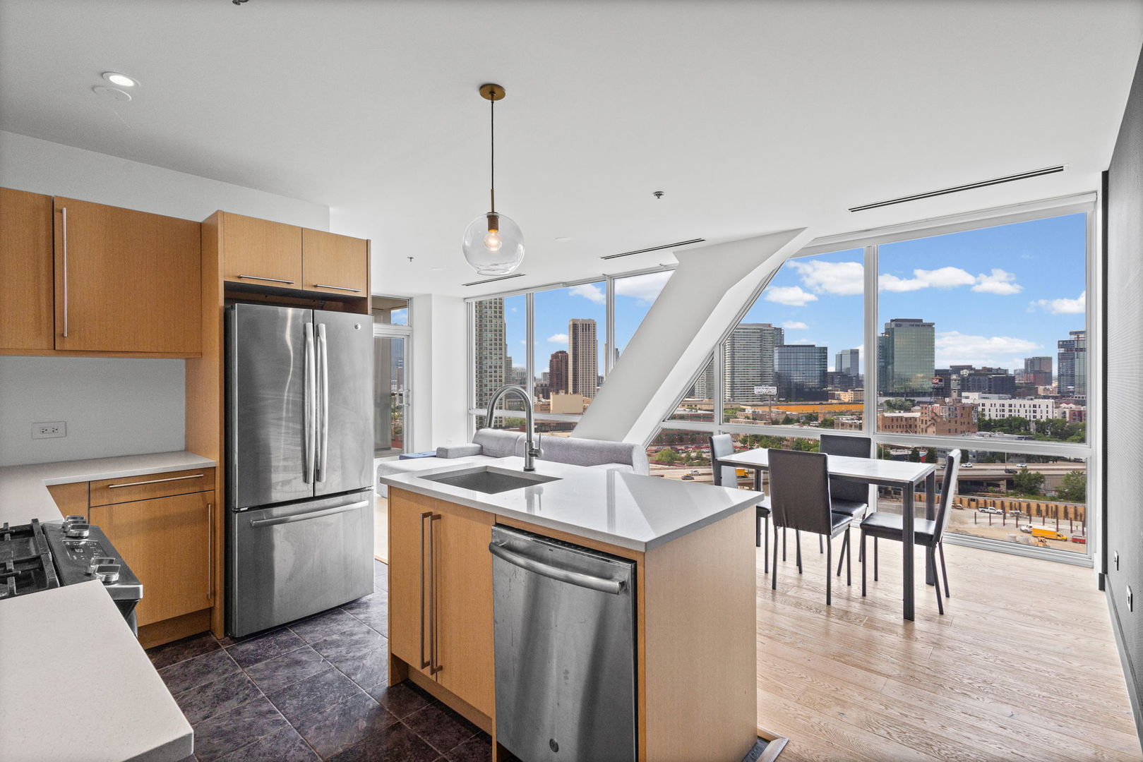 510 W Erie Street 1303
