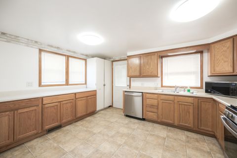 Tiny photo for 4429 W 87th Street, Hometown, IL 60456 (MLS # 12631215)