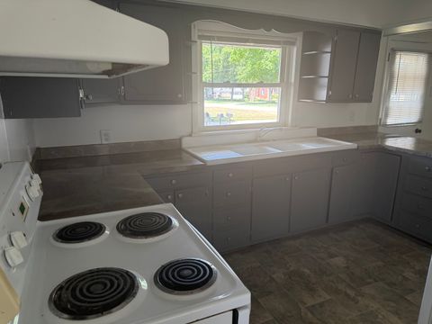 Tiny photo for 126 N 8th Street, Hennepin, IL 61327 (MLS # 12375830)