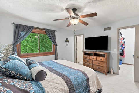 Tiny photo for 4160 Apple Valley Drive, Bettendorf, IA 52722 (MLS # 12770903)