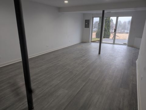 Tiny photo for 444 Arboretum Drive, Lombard, IL 60148 (MLS # 12509843)