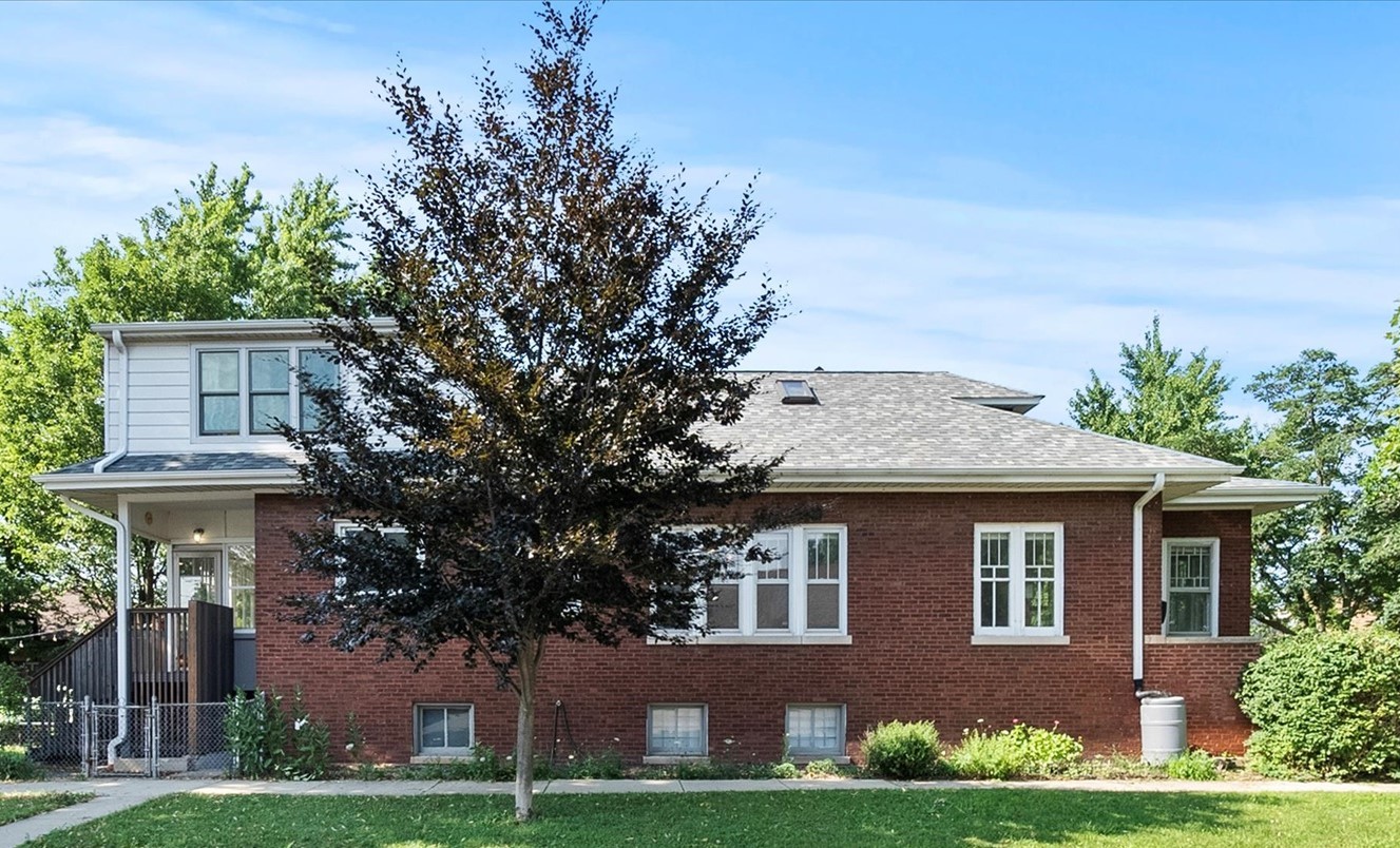 1001 N Taylor Avenue