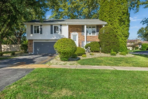 Photo of 4200 W 176th Place, Country Club Hills, IL 60478 (MLS # 12681172)
