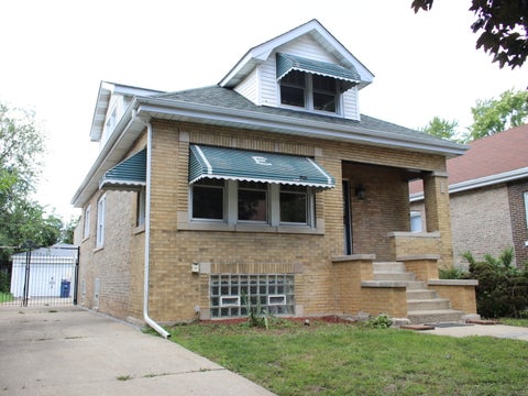 Photo of 1430 S 10th Avenue, Maywood, IL 60153 (MLS # 12744838)