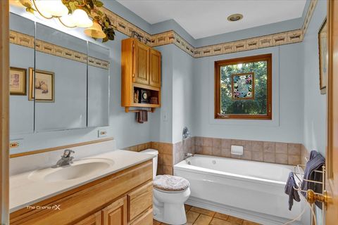 Tiny photo for 1s526 S Taylor Road, Glen Ellyn, IL 60134 (MLS # 12487361)