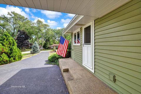 Tiny photo for 1s526 S Taylor Road, Glen Ellyn, IL 60134 (MLS # 12487361)