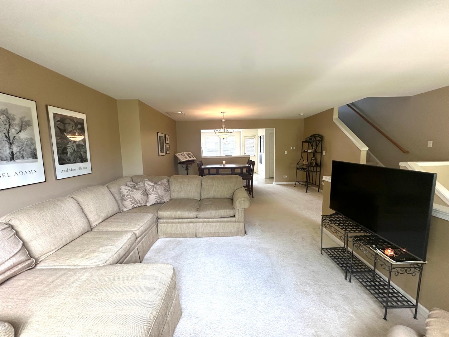 2482 Anna Way