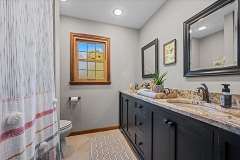 Tiny photo for 2351 Tanglewood Drive, Aurora, IL 60506 (MLS # 12512395)