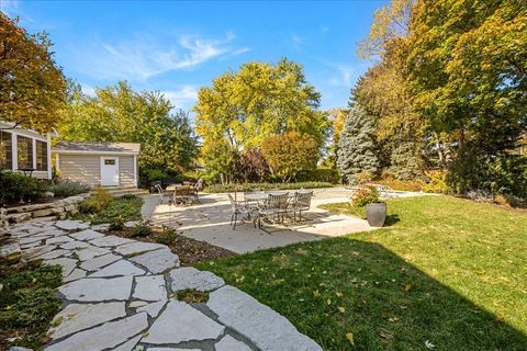Tiny photo for 2351 Tanglewood Drive, Aurora, IL 60506 (MLS # 12512395)