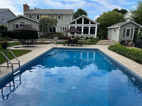 Tiny photo for 2351 Tanglewood Drive, Aurora, IL 60506 (MLS # 12512395)