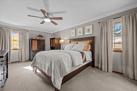 Tiny photo for 2351 Tanglewood Drive, Aurora, IL 60506 (MLS # 12512395)