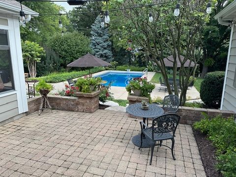 Tiny photo for 2351 Tanglewood Drive, Aurora, IL 60506 (MLS # 12512395)