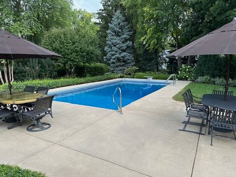 Tiny photo for 2351 Tanglewood Drive, Aurora, IL 60506 (MLS # 12512395)