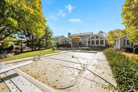 Tiny photo for 2351 Tanglewood Drive, Aurora, IL 60506 (MLS # 12512395)